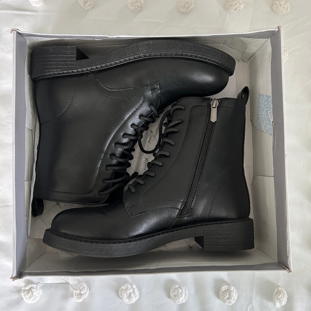 Xappeal Dion Black Faux Leather Combat Boots as worn by Melania Trump Size 9